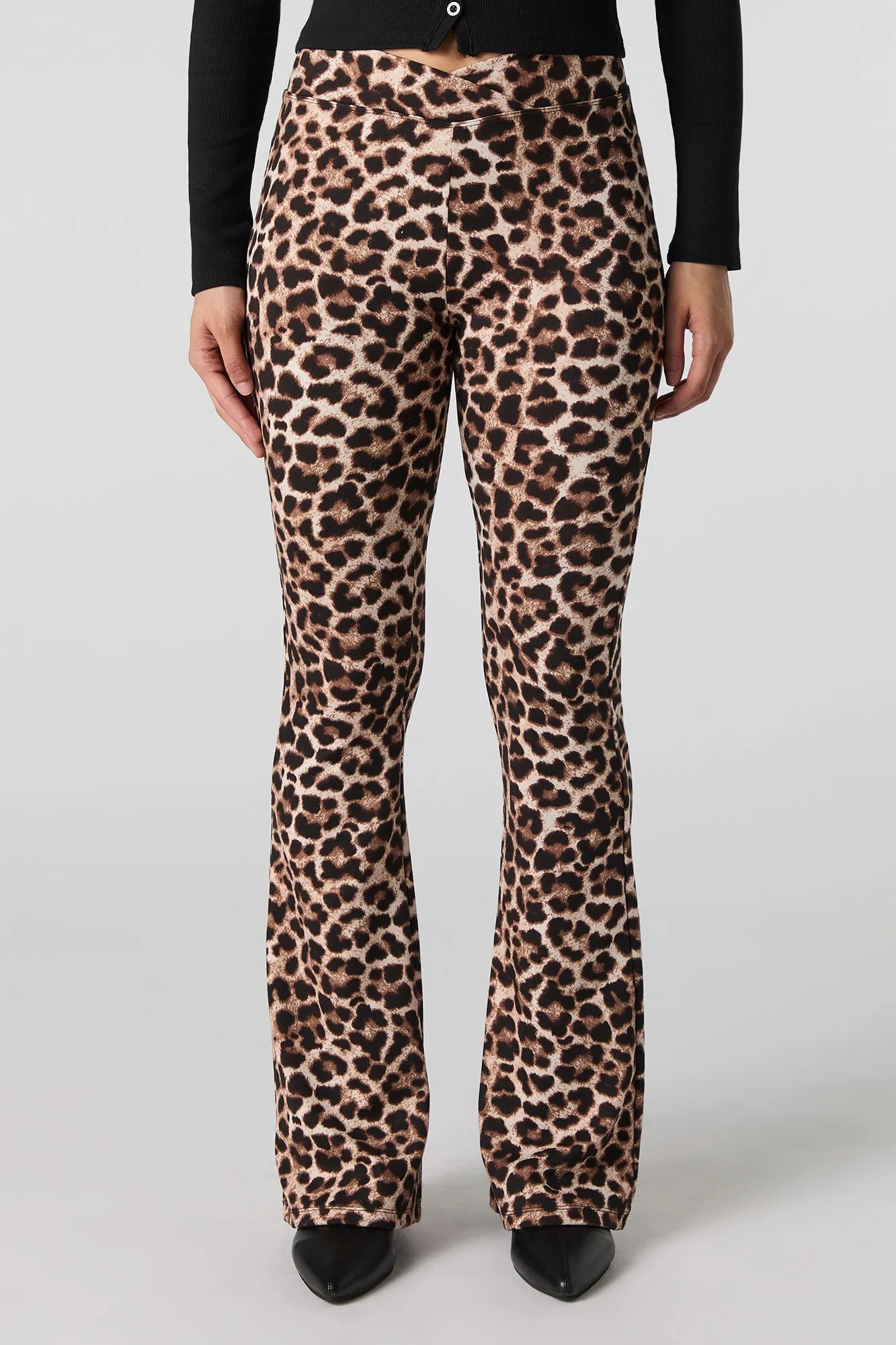 Pantalon évasé doux imprimé à taille repliée sold by Urban Planet product image thumbnail 2