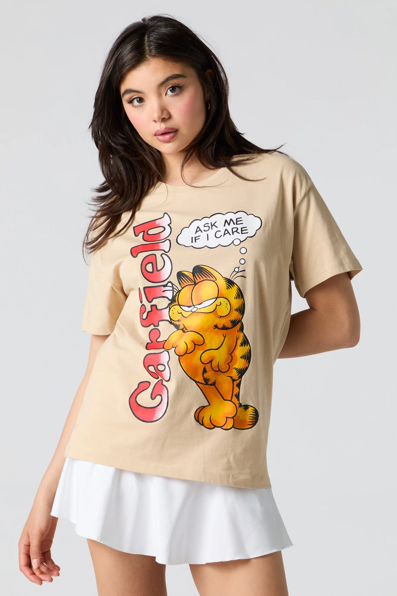 T-shirt coupe garçonne à imprimé Garfield sold by Urban Planet