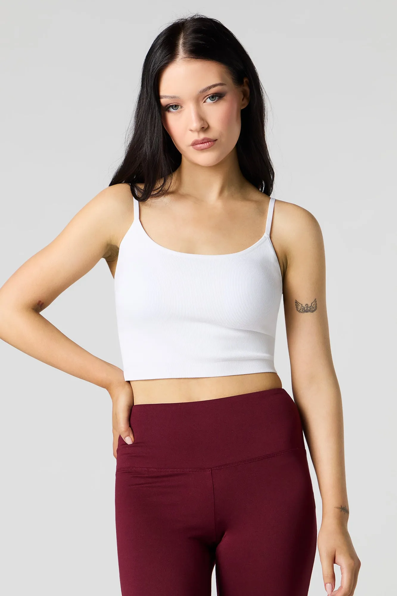 Camisole côtelée écourtée sans couture à bonnets intégrés sold by Urban Planet product image thumbnail 5