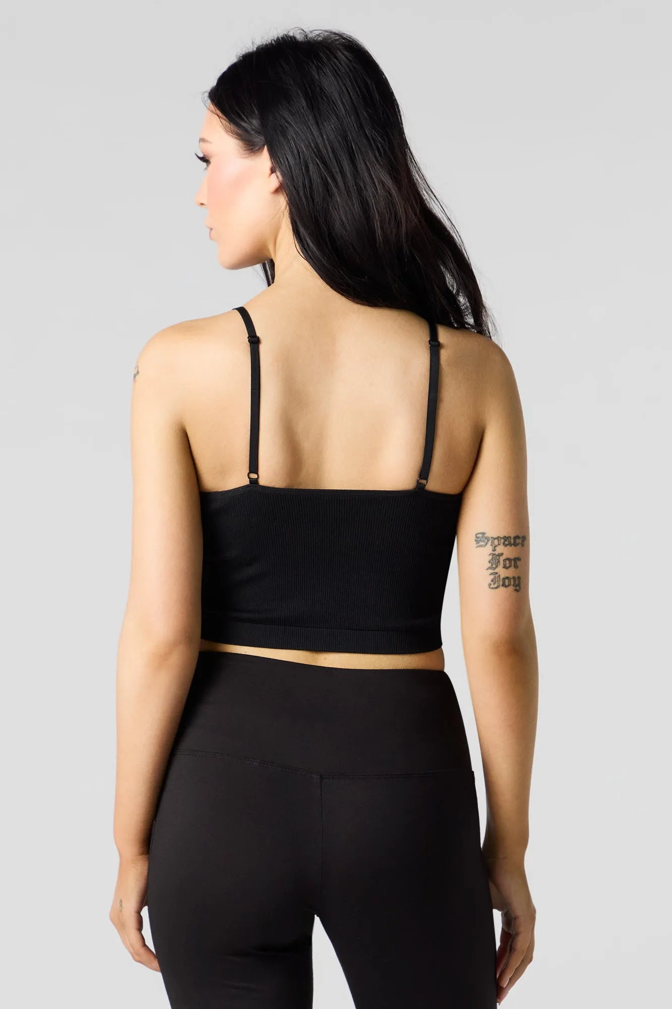 Camisole côtelée écourtée sans couture à bonnets intégrés sold by Urban Planet product image thumbnail 3