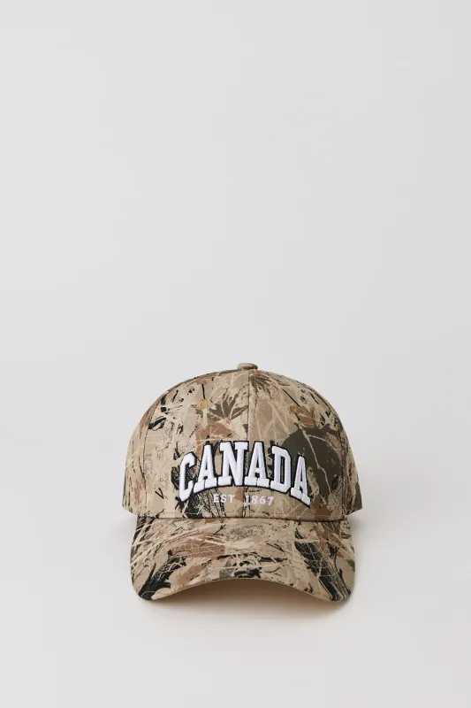 Casquette de base-ball à broderie Canada sold by Urban Planet