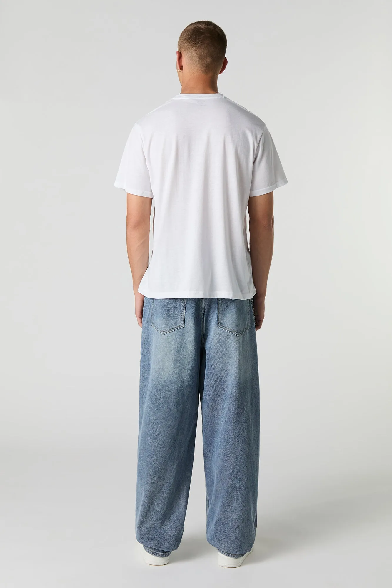 Jean baggy à effet d'usure avec chaîne sold by Urban Planet product image thumbnail 3