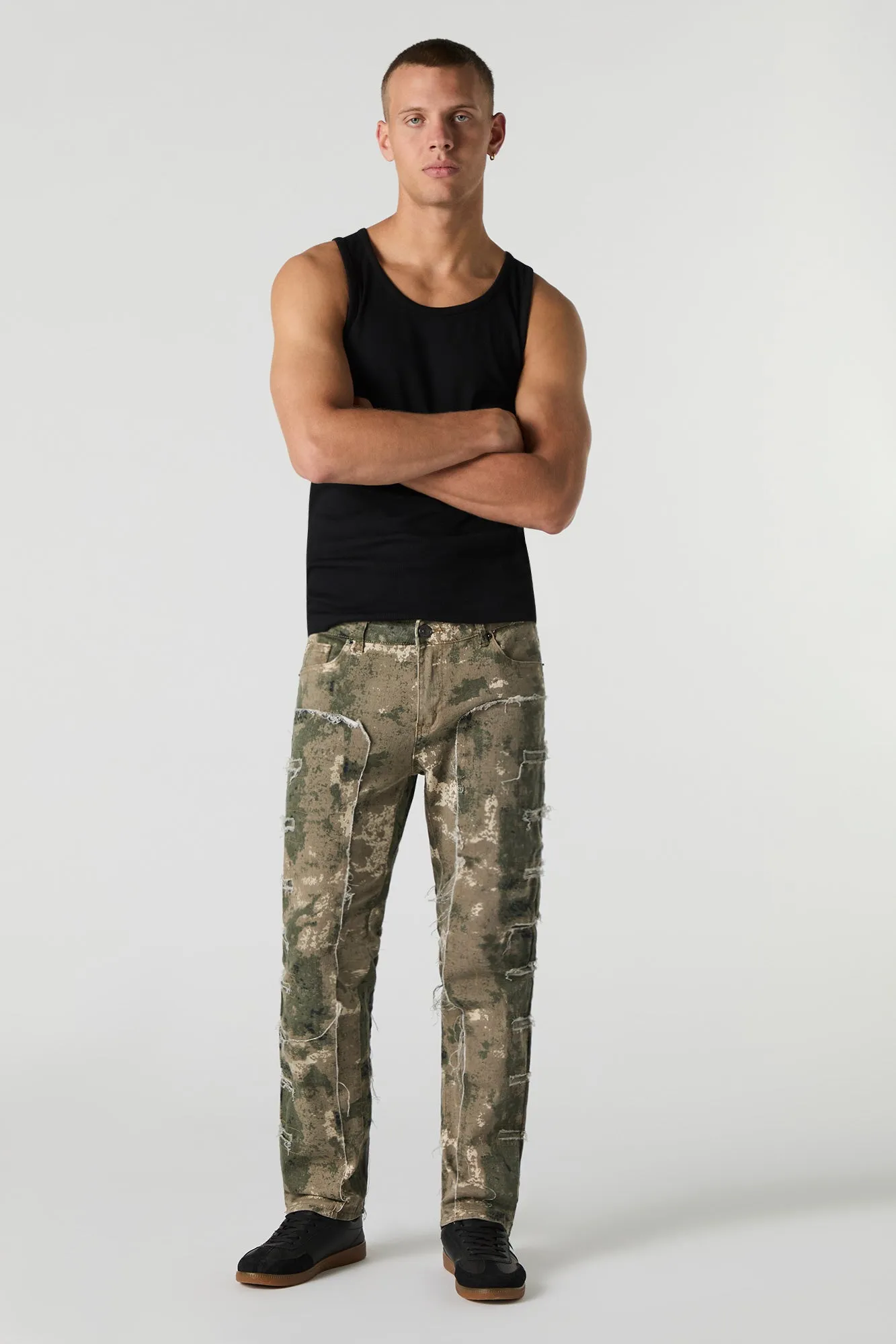 Jean mince à effet d'usure et motif camouflage sold by Urban Planet product image thumbnail 5