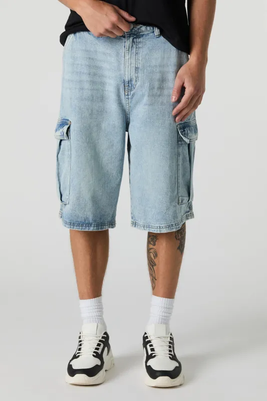 Short cargo en denim de planchiste sold by Urban Planet