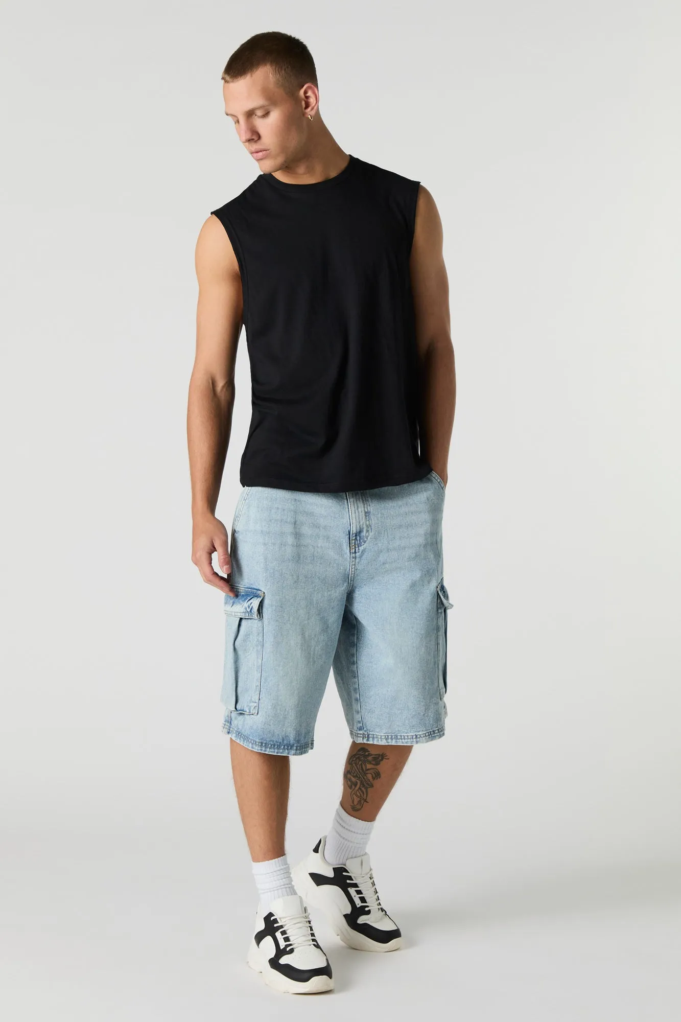 Short cargo en denim de planchiste sold by Urban Planet product image thumbnail 2
