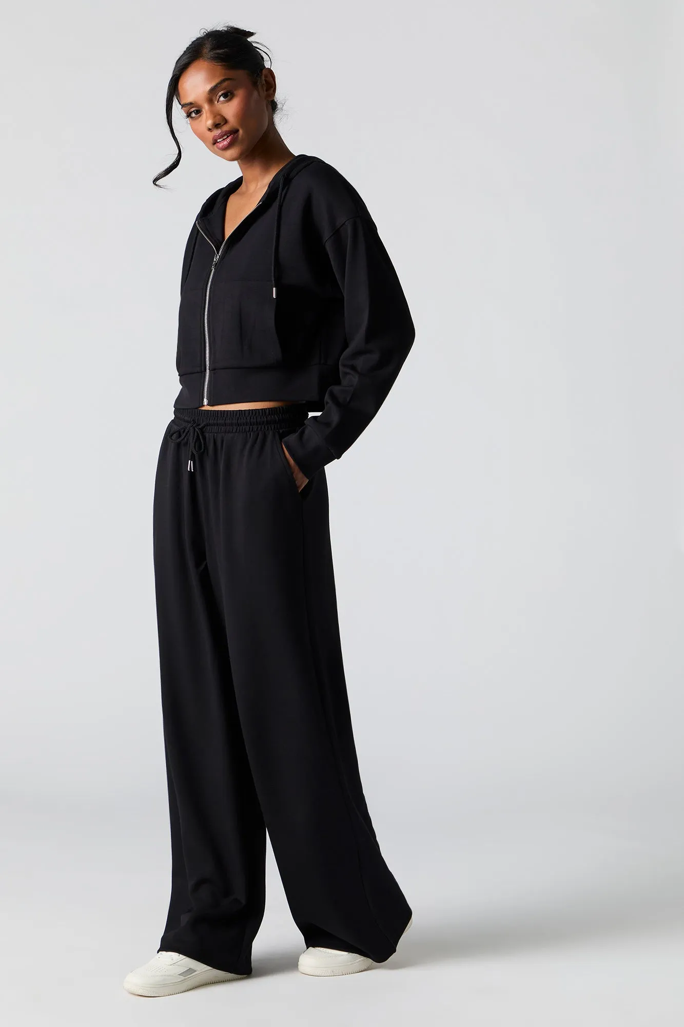 Haut à capuchon Active doux avec fermeture à glissière sold by Urban Planet product image thumbnail 4