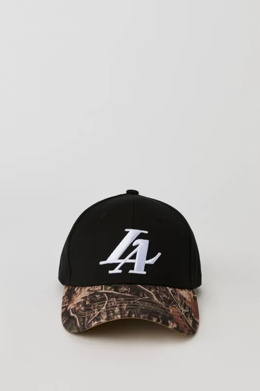 Casquette de base-ball à imprimé camouflage et broderie City sold by Urban Planet