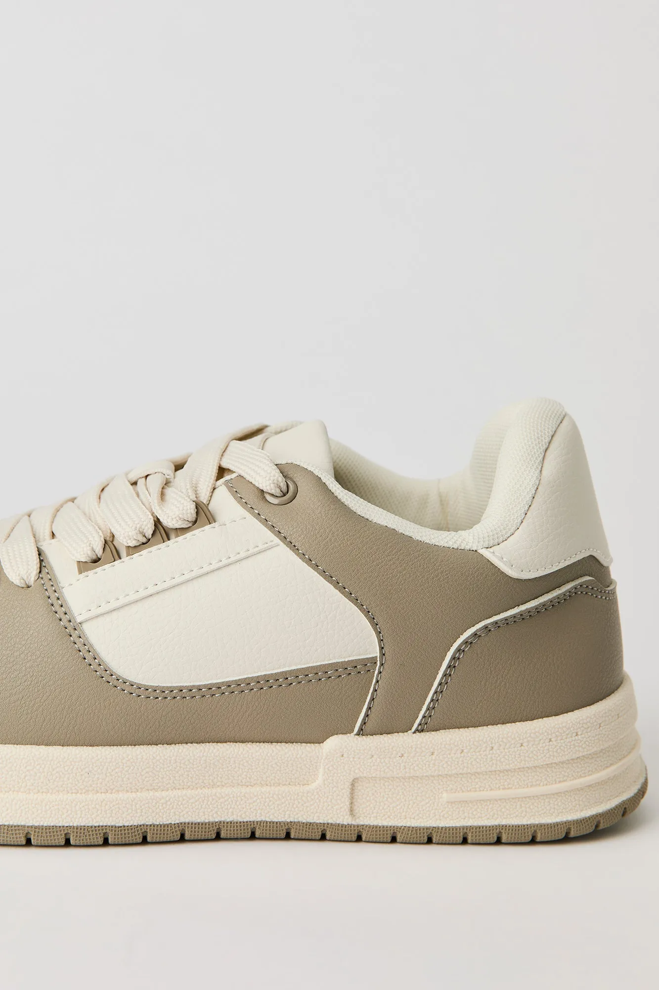 Chunky Sneaker sold by Urban Planet product image thumbnail 5