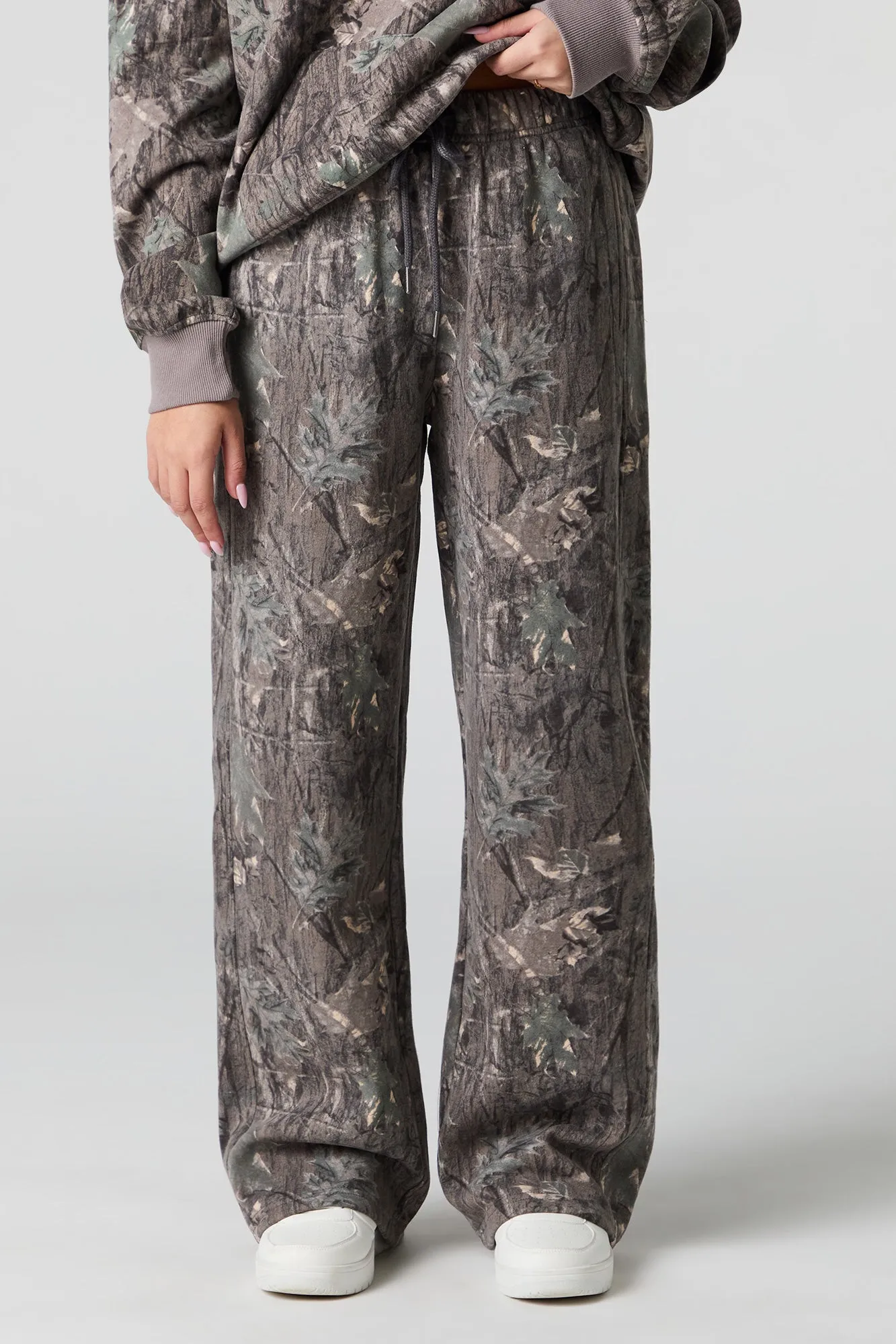 Fleece Wide Leg Sweatpant sold by Urban Planet product image thumbnail 2