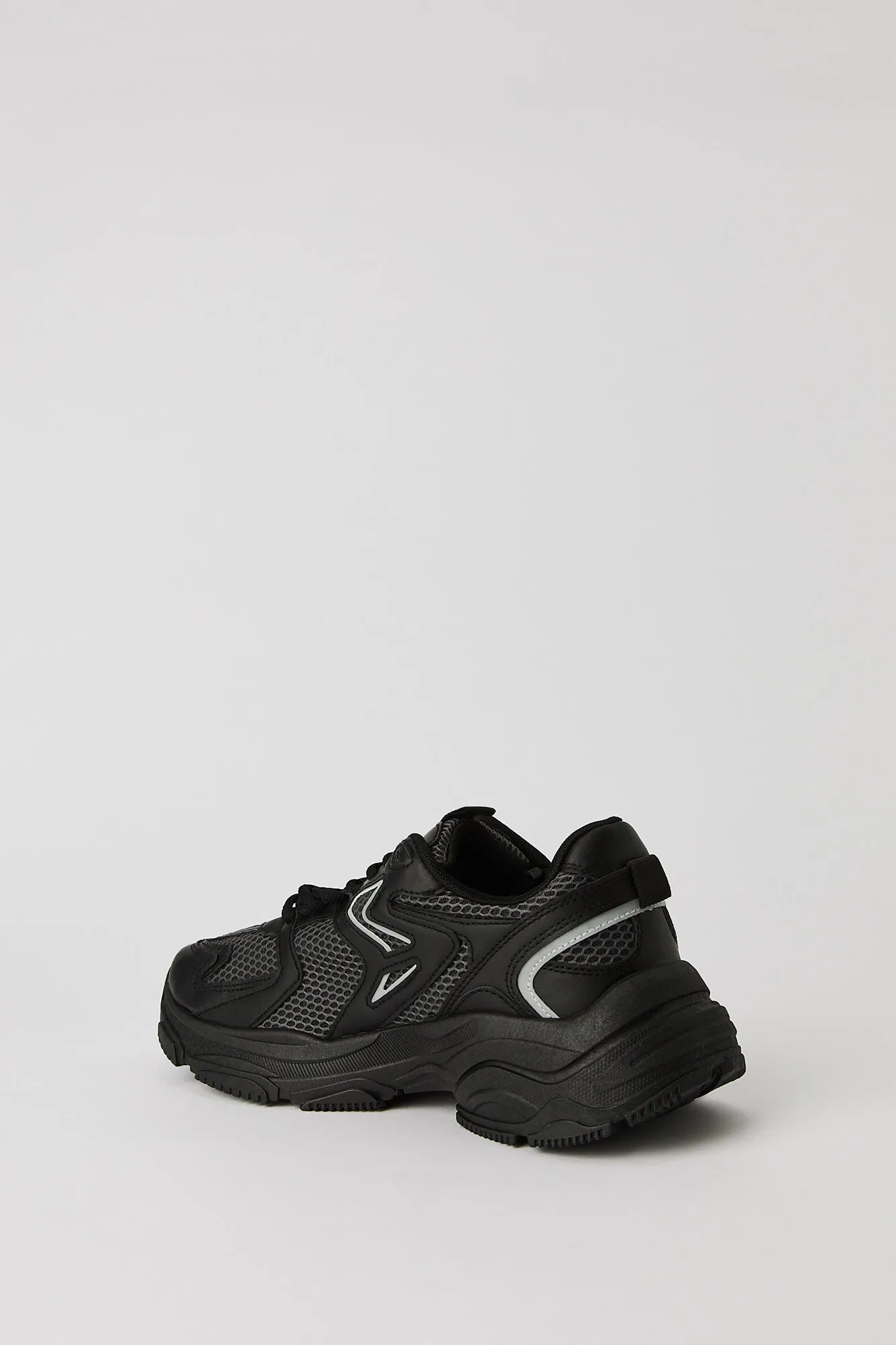 Espadrilles en filet à semelles épaisses sold by Urban Planet product image thumbnail 4