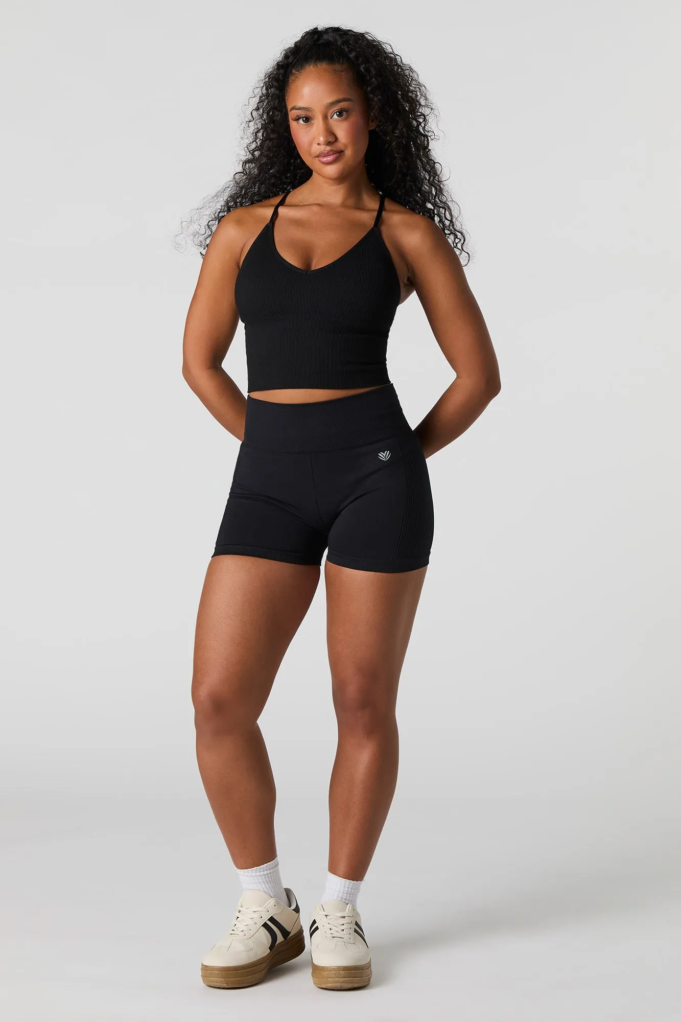 Camisole côtelée sans couture à bonnets intégrés et col en V sold by Urban Planet product image thumbnail 4