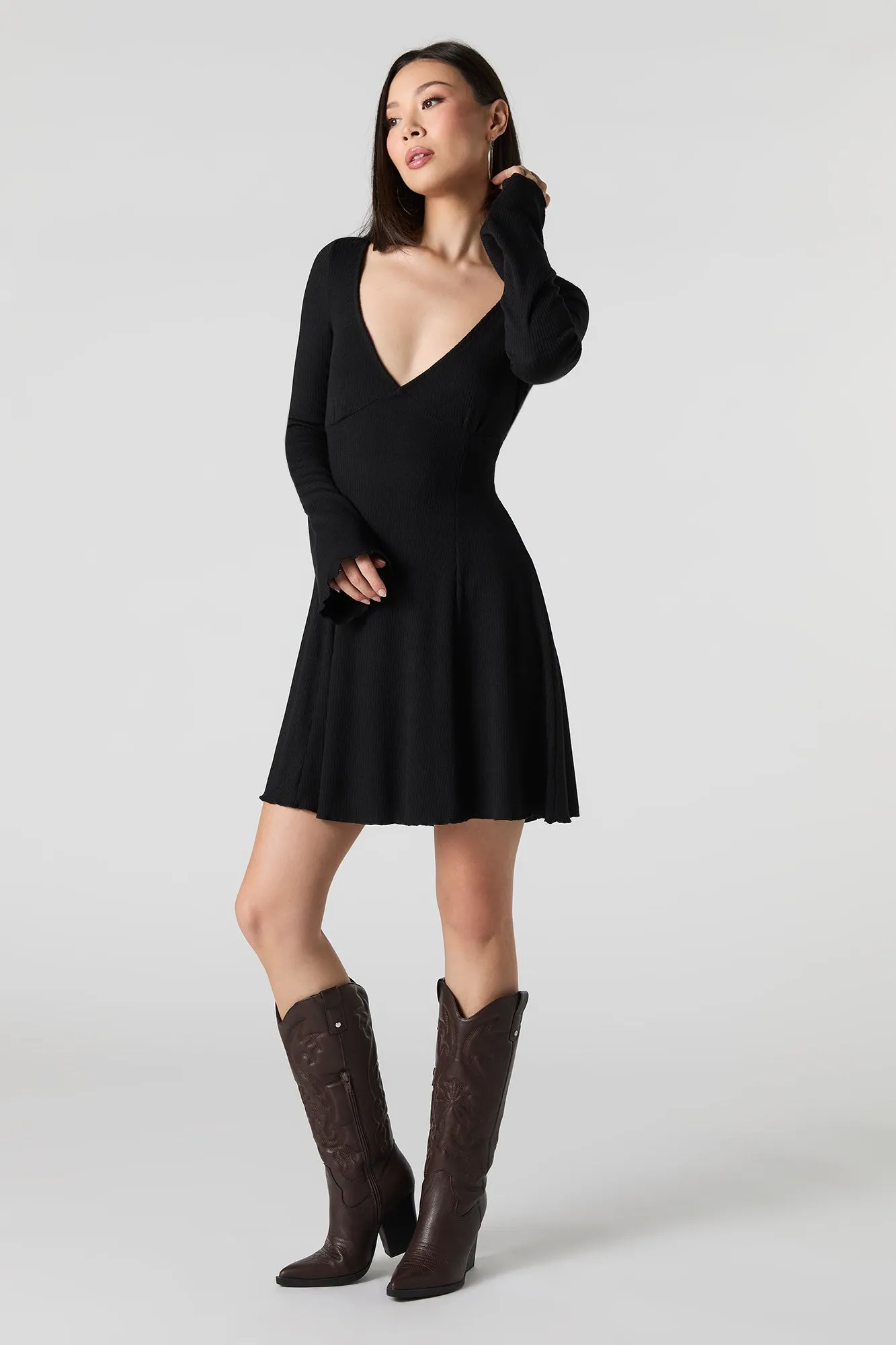 Minirobe trapèze en tricot à manche longue sold by Urban Planet product image thumbnail 4