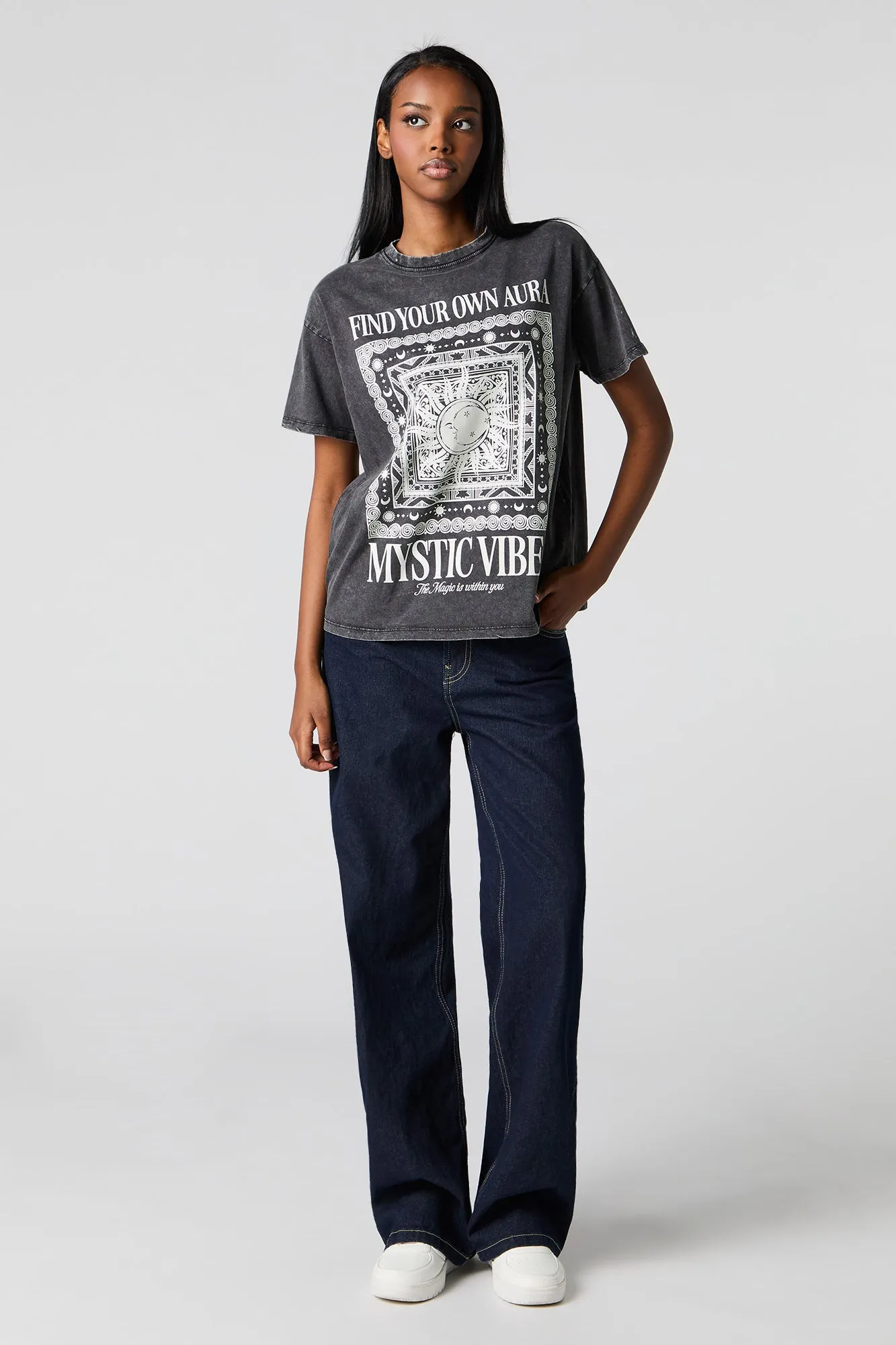 T-shirt délavé à imprimé Mystic sold by Urban Planet product image thumbnail 2