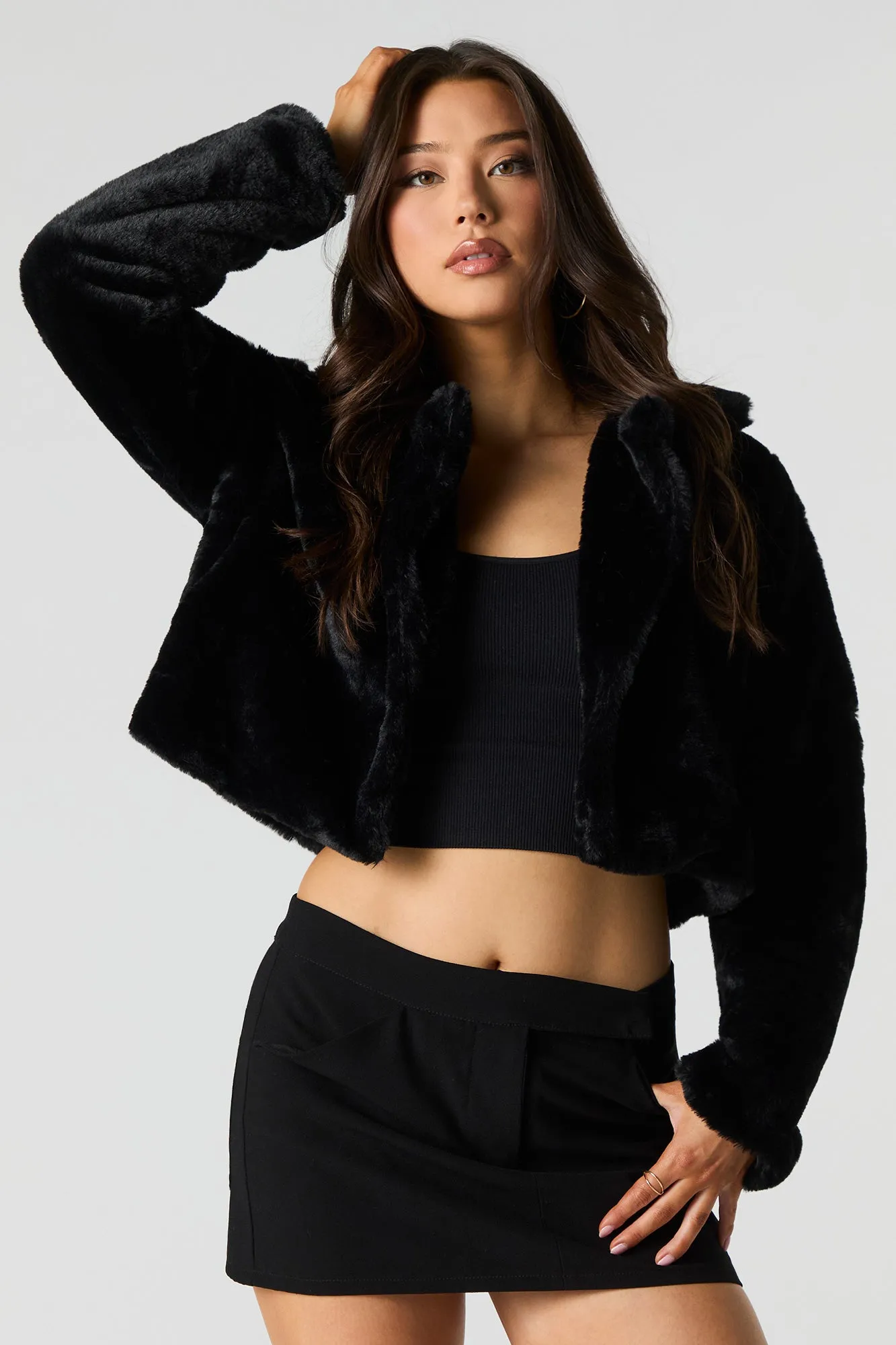 Blouson court en similifourrure sold by Urban Planet product image thumbnail 2