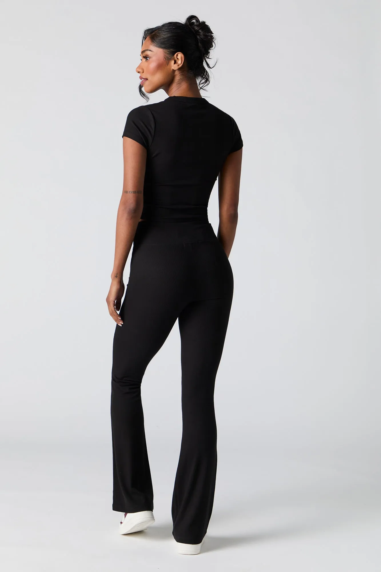 Pantalon Active côtelé doux à jambe évasée sold by Urban Planet product image thumbnail 4