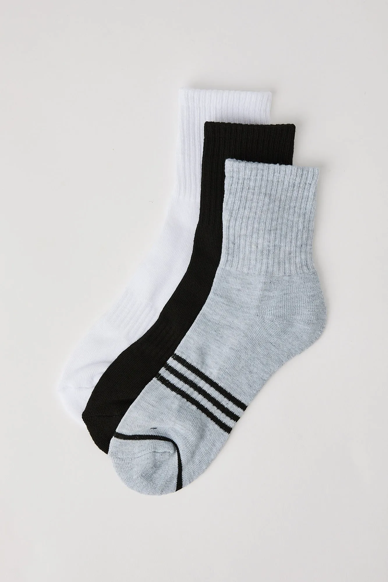 Socquettes sport (3 paires) sold by Urban Planet