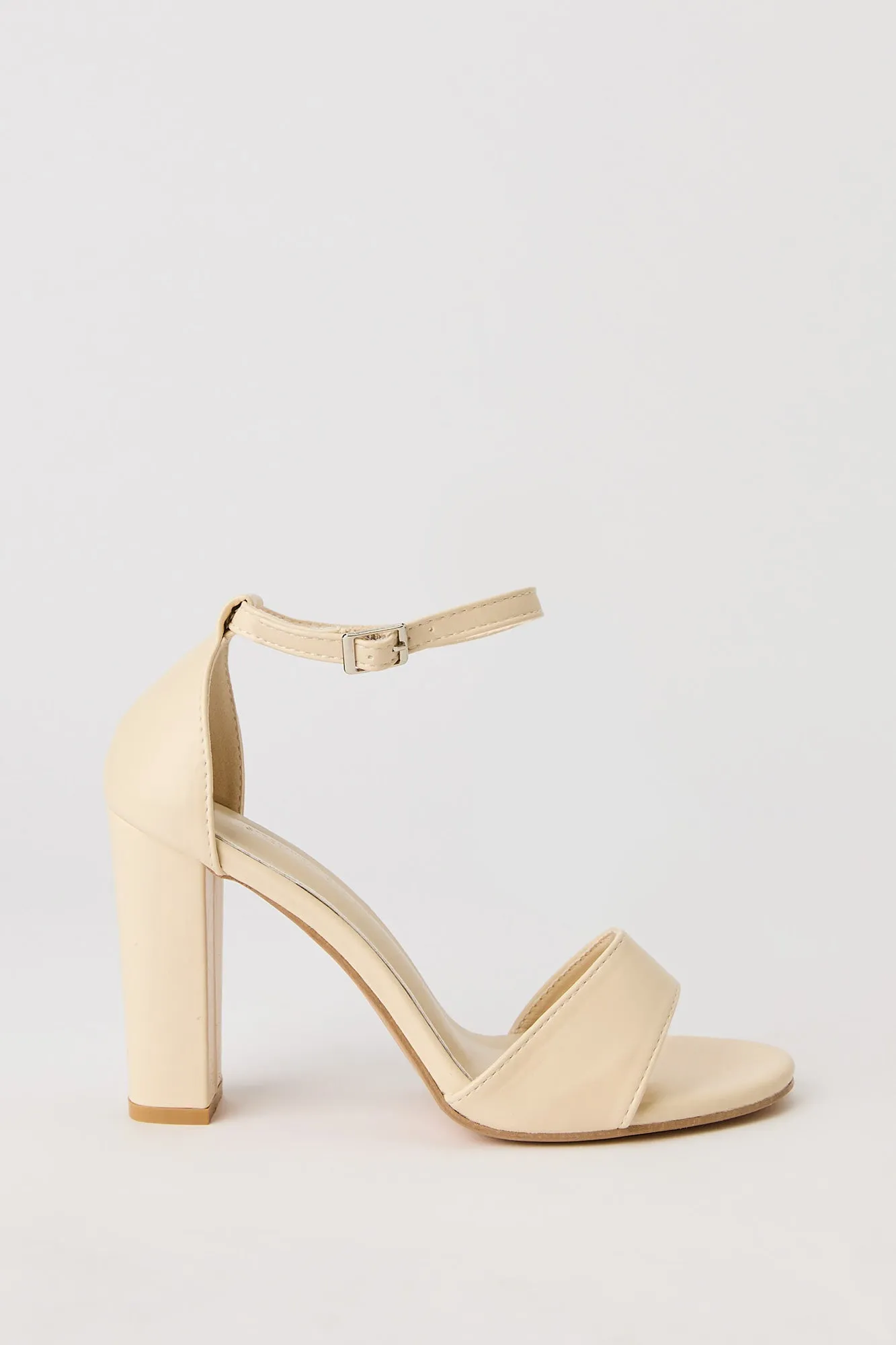 Sandales à talon bloc et bride de cheville sold by Urban Planet product image thumbnail 5