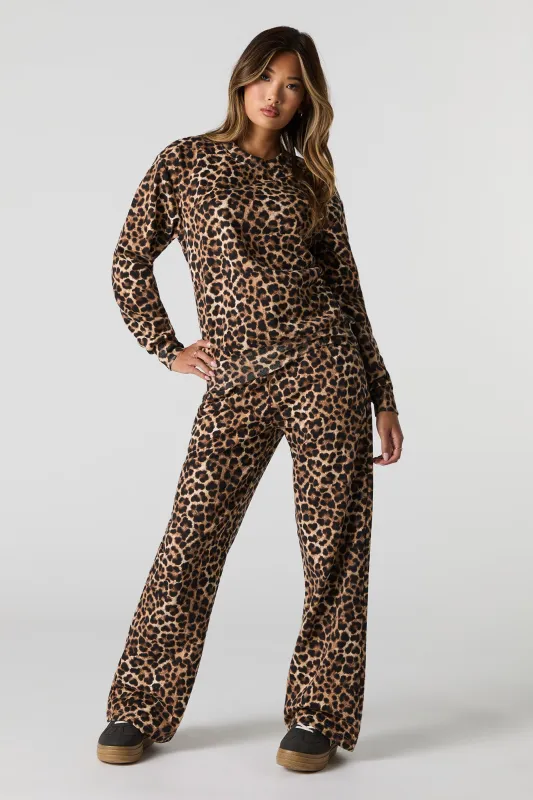Pantalon en molleton imprimé sold by Urban Planet
