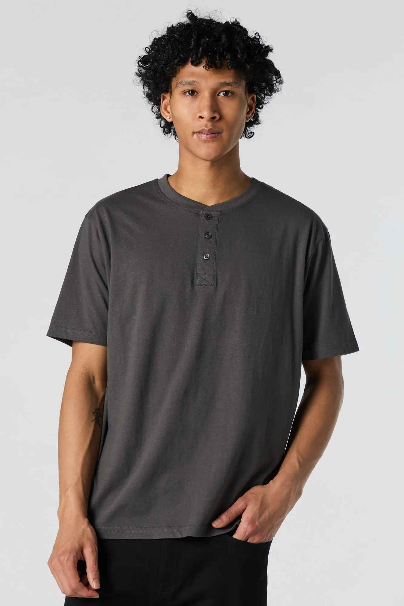 T-shirt Henley classique sold by Urban Planet product image thumbnail 5