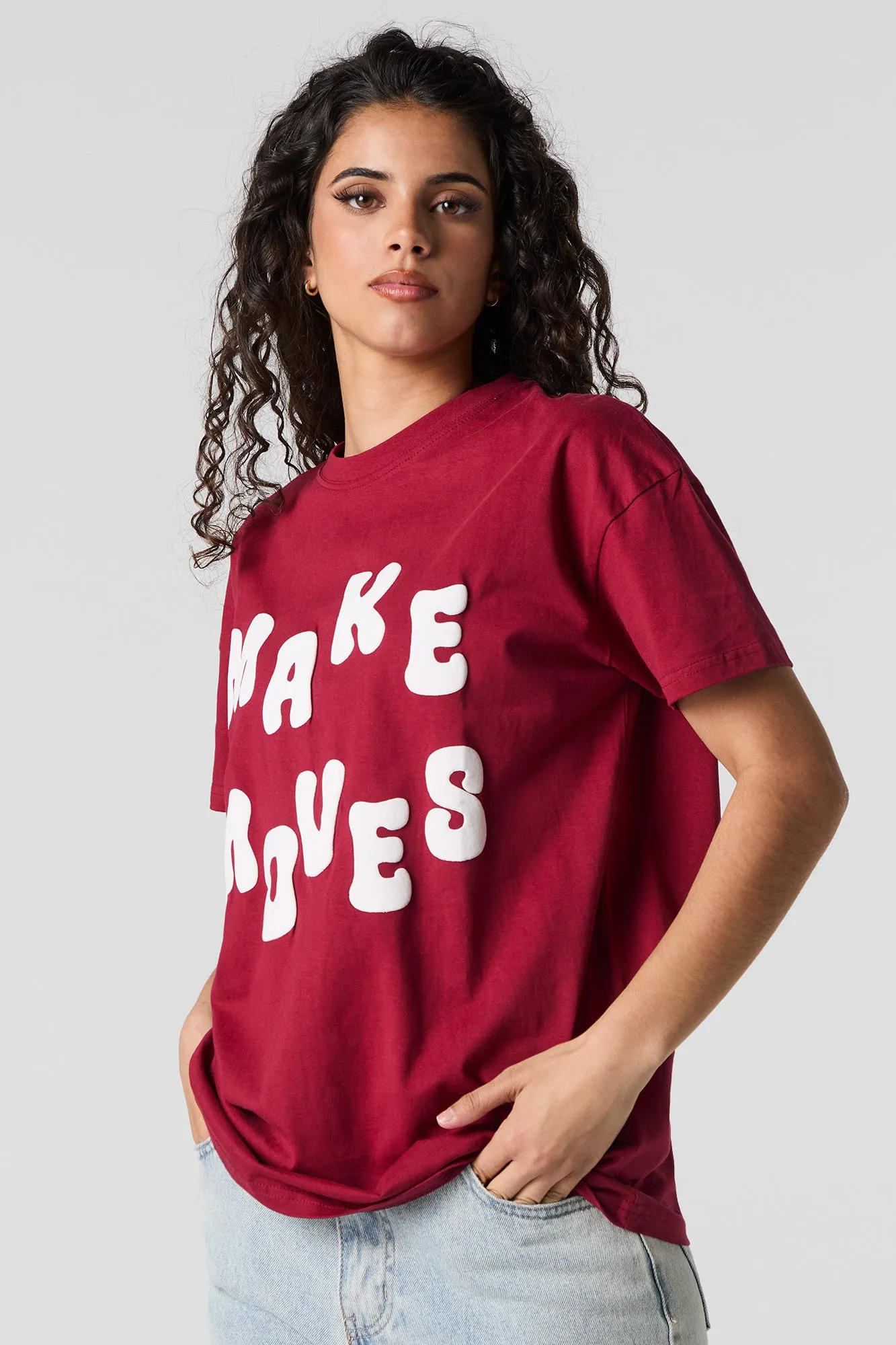 T-shirt à imprimé en relief Make Moves sold by Urban Planet