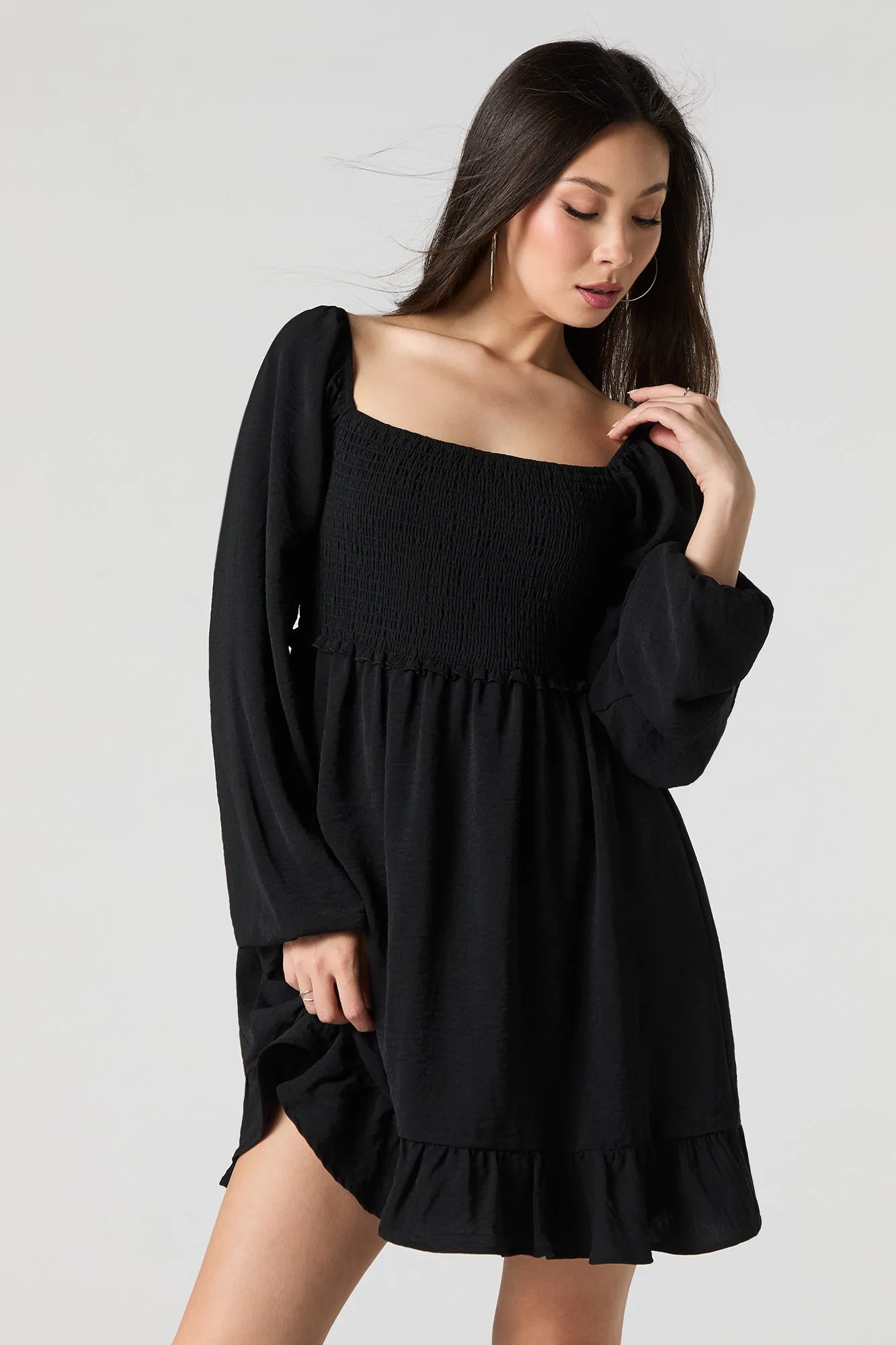 Minirobe plissée à encolure carrée et manche longue sold by Urban Planet product image thumbnail 2