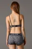 Ensemble avec bralette triangulaire et culotte garçonne à imprimé Playboy sold by Urban Planet