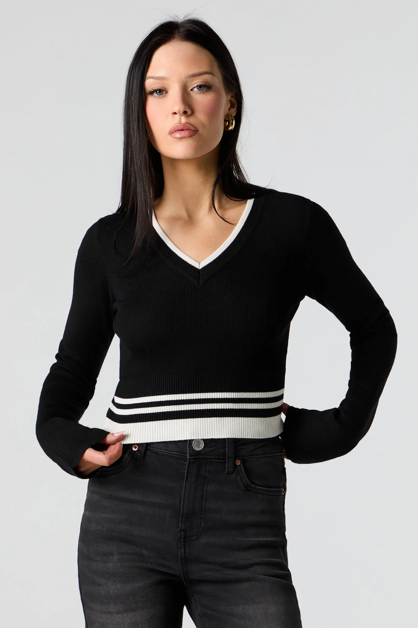 Ribbed Knit V-Neck Cropped Sweater sold by Urban Planet product image thumbnail 4