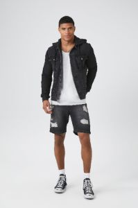 Blouson à capuchon en denim sold by Urban Planet