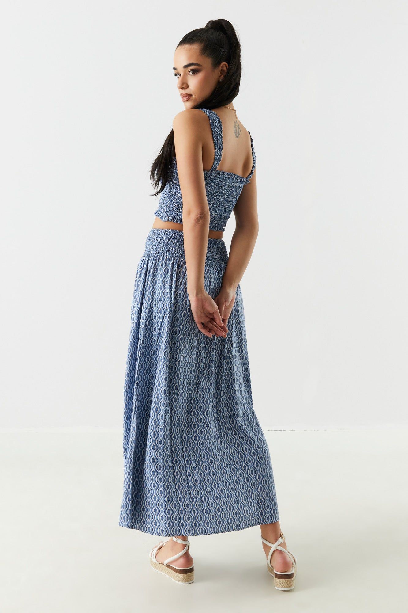 Jupe maxi boutonnée bleue sold by Urban Planet product image thumbnail 2