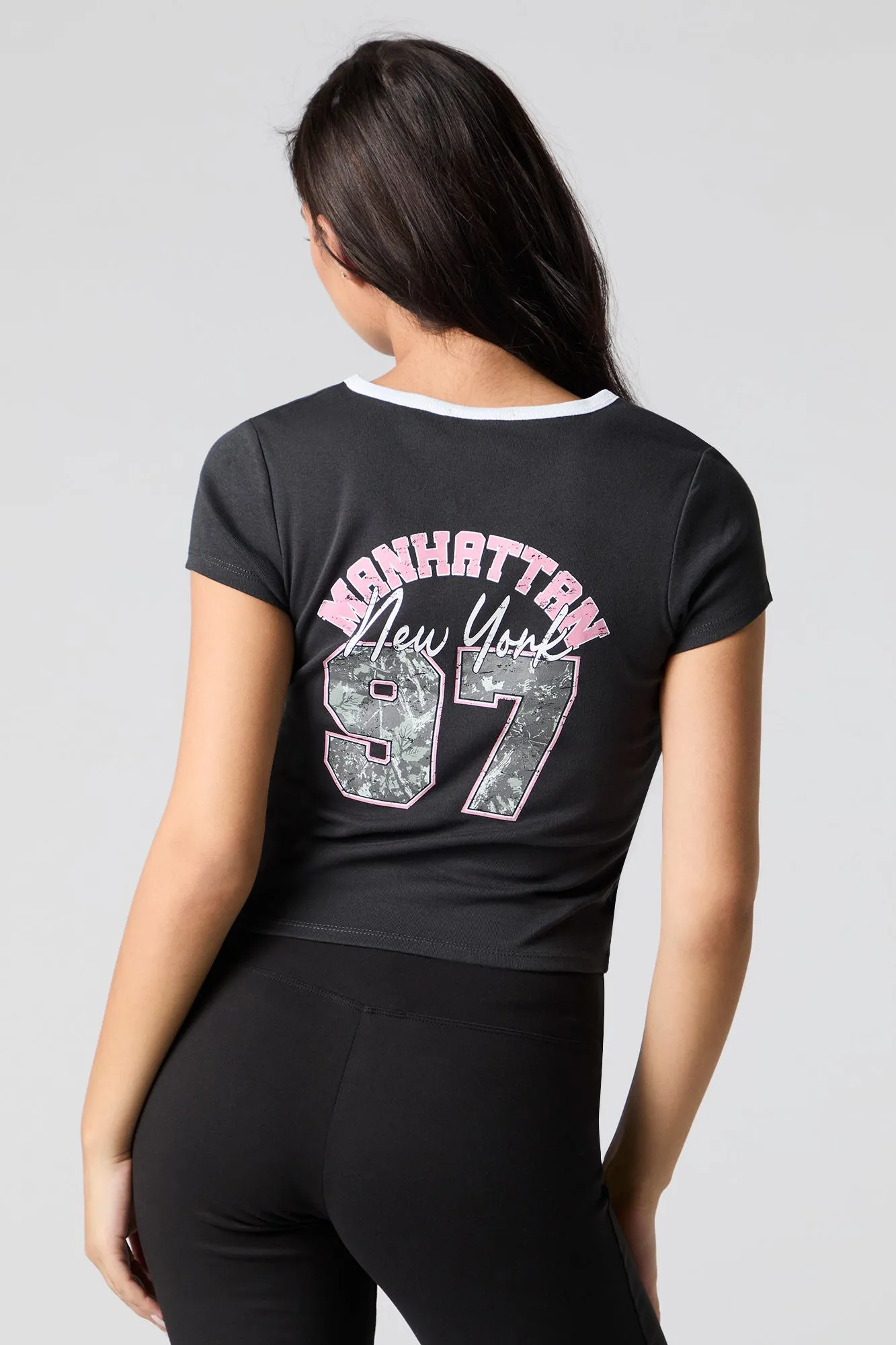 T-shirt à col en V et imprimé Sporty sold by Urban Planet product image thumbnail 3