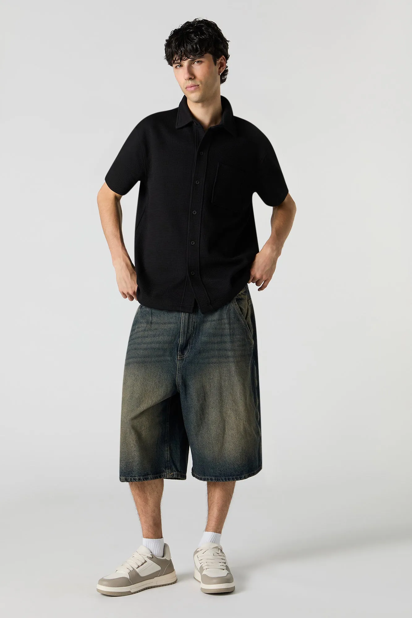 Haut boutonné texturé sold by Urban Planet product image thumbnail 4