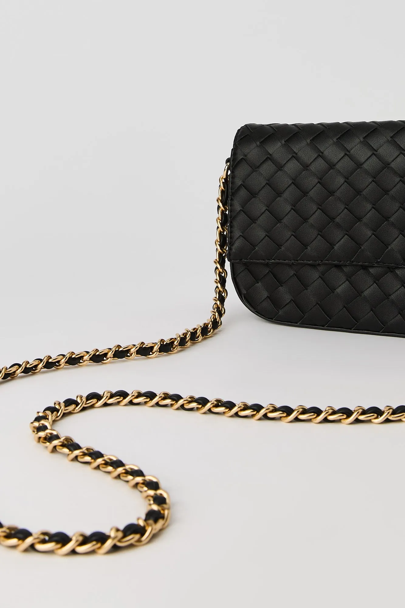 Sac à bandoulière tissé en similicuir sold by Urban Planet product image thumbnail 4