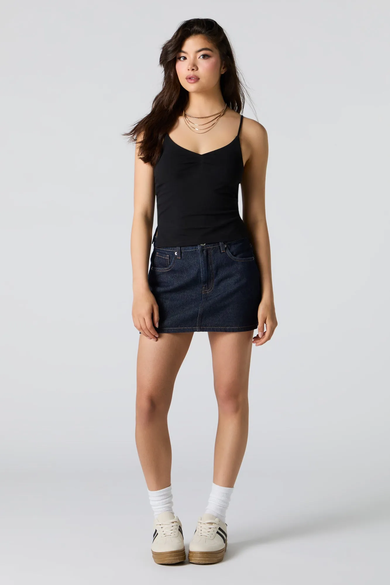 Camisole cintrée à col en V sold by Urban Planet product image thumbnail 4