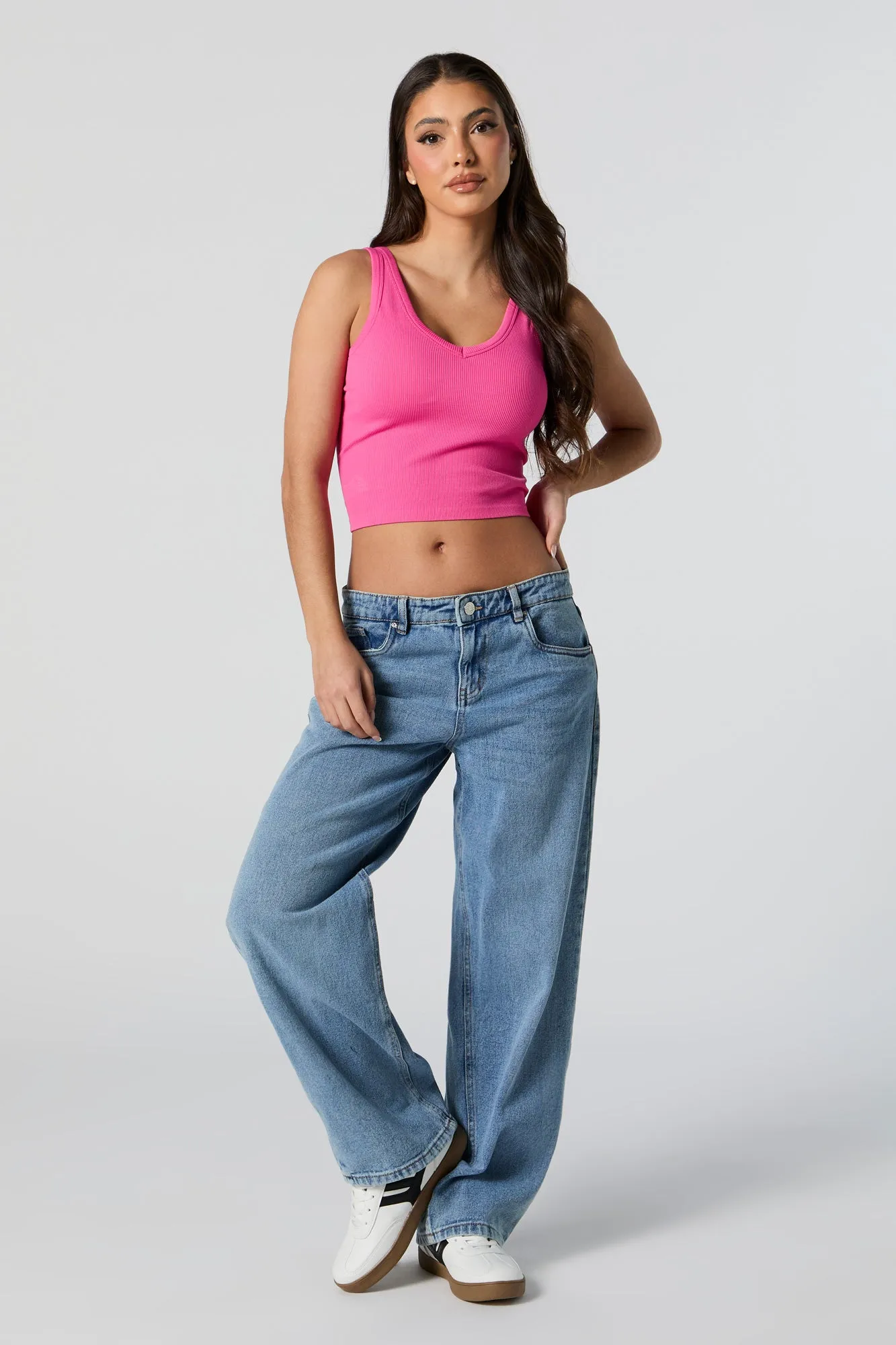 Débardeur côtelé sans couture à encolure en V sold by Urban Planet product image thumbnail 3