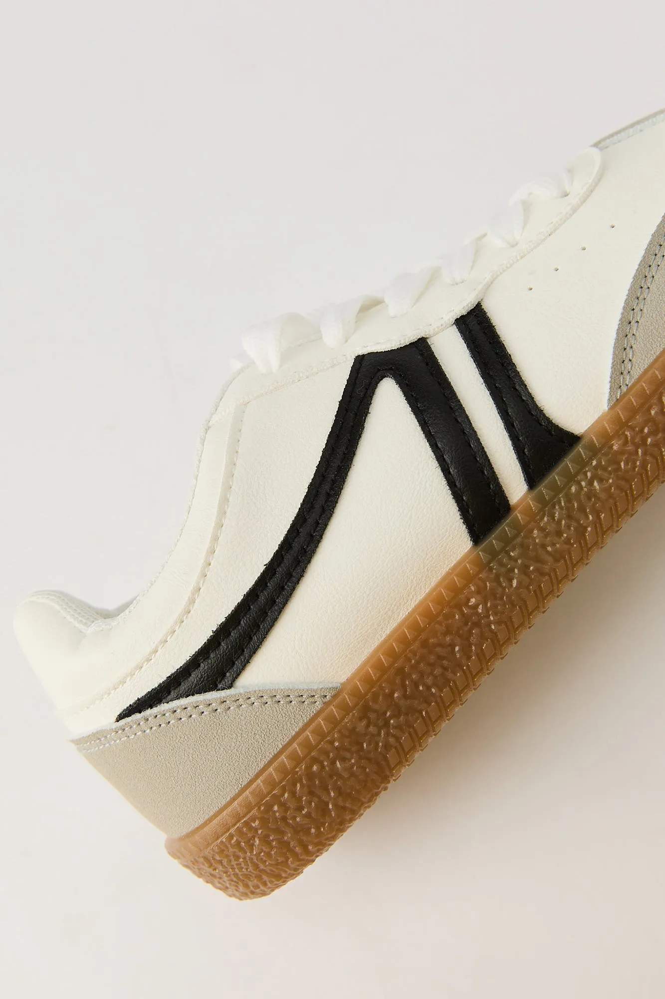 Girls Retro Sneaker sold by Urban Planet product image thumbnail 5