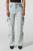 Jean cargo mi-taille sold by Urban Planet