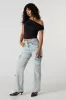 Jean cargo mi-taille sold by Urban Planet