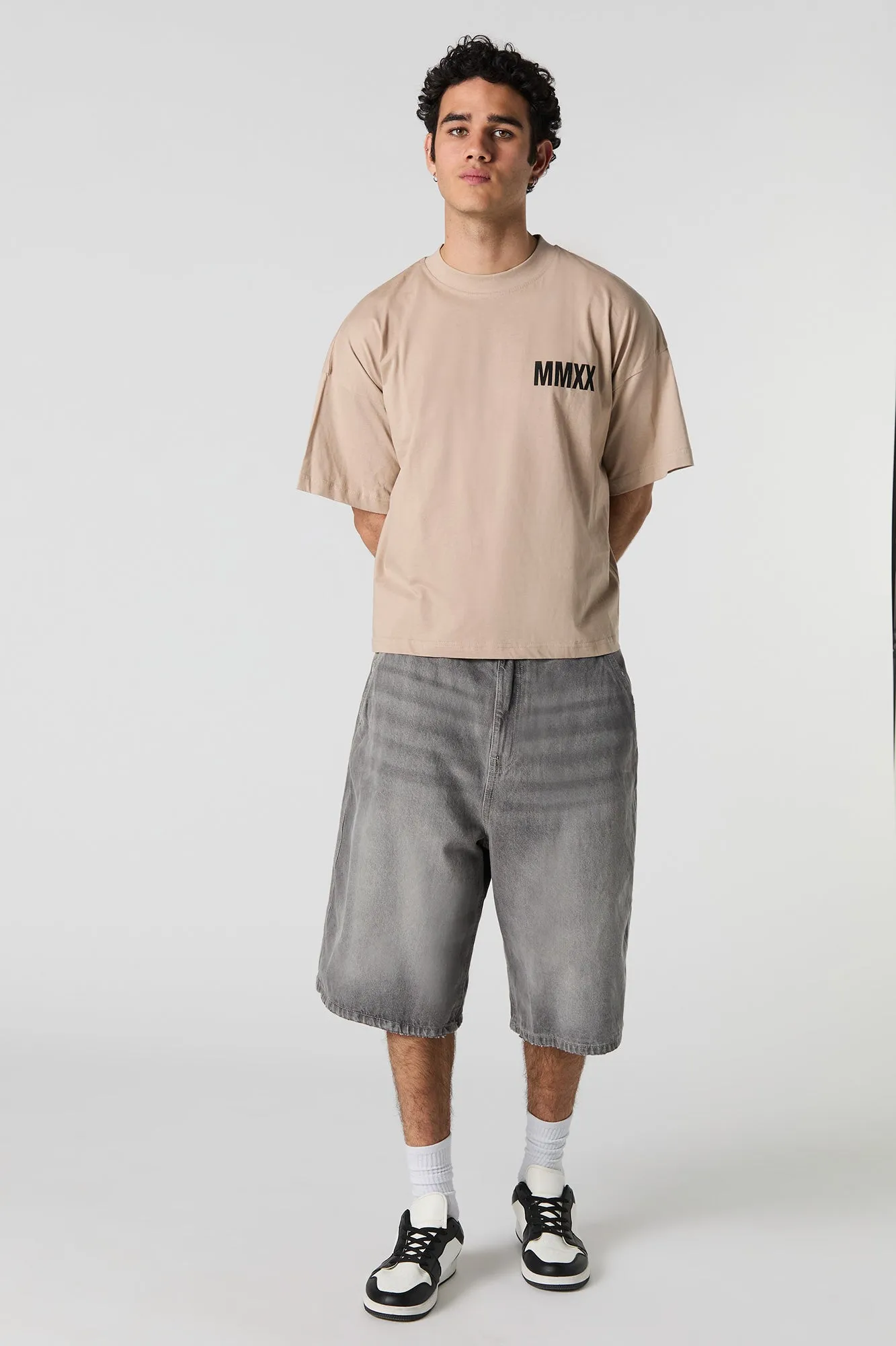 T-shirt carré à imprimé Broken Bear sold by Urban Planet product image thumbnail 3