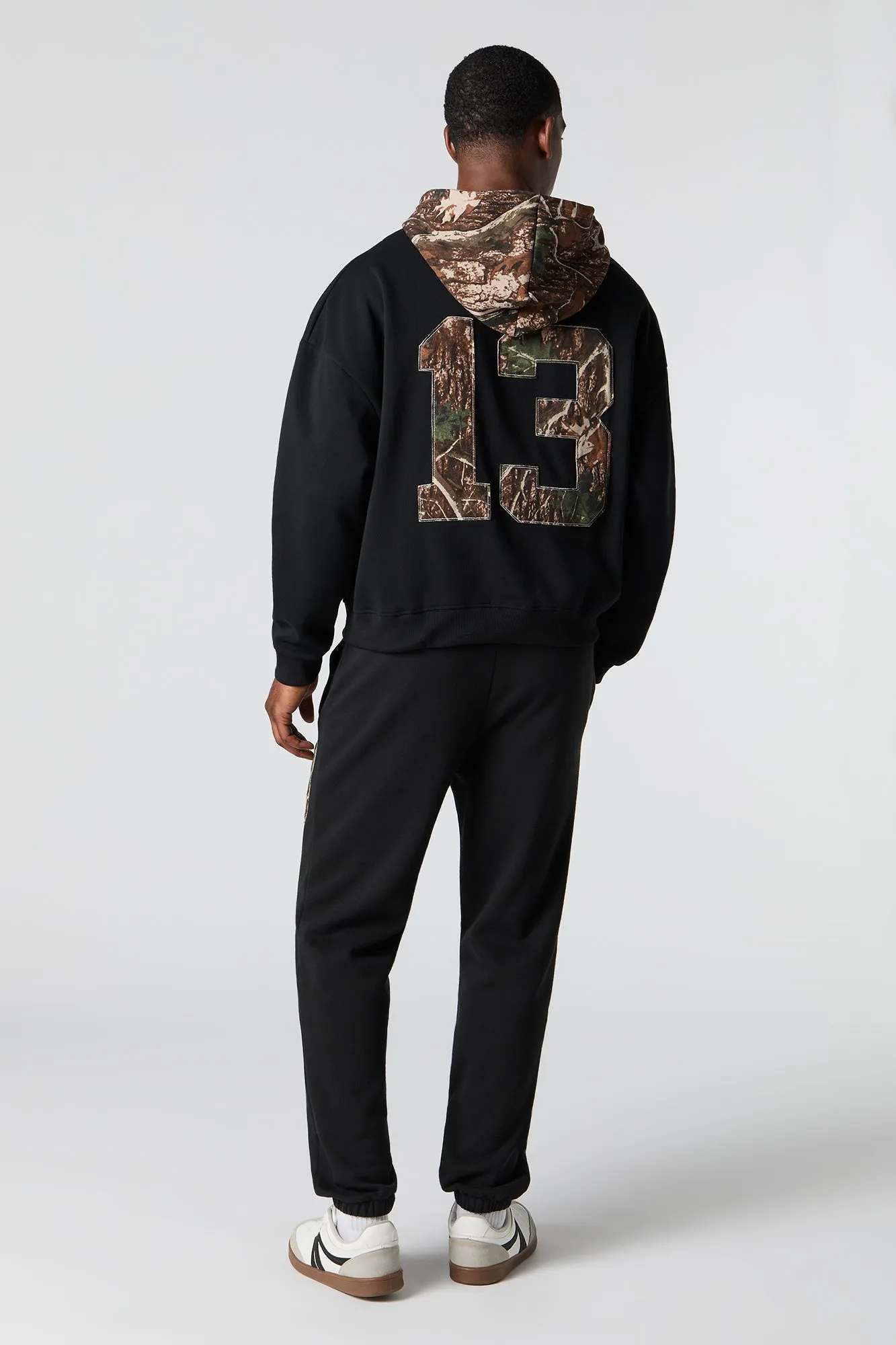 Jogger en molleton avec empiècement et motif camouflage sold by Urban Planet product image thumbnail 2