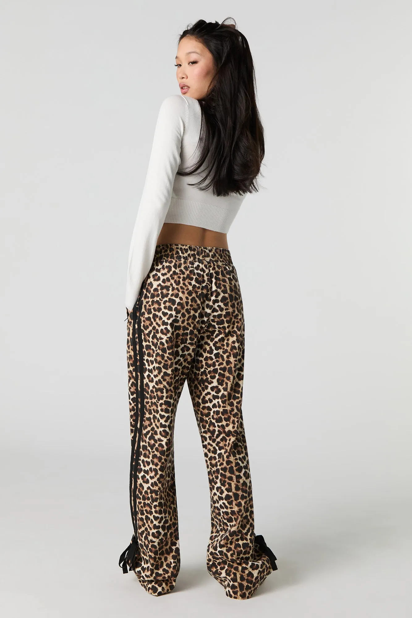 Pantalon large imprimé à nouer sur le côté sold by Urban Planet product image thumbnail 4