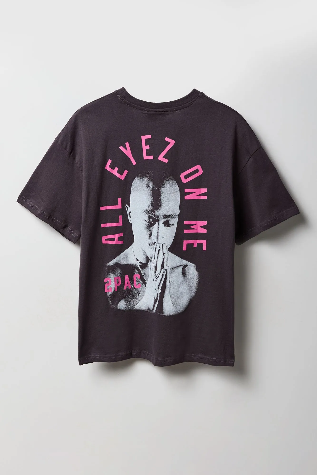 T-shirt coupe garçonne à imprimé Tupac sold by Urban Planet