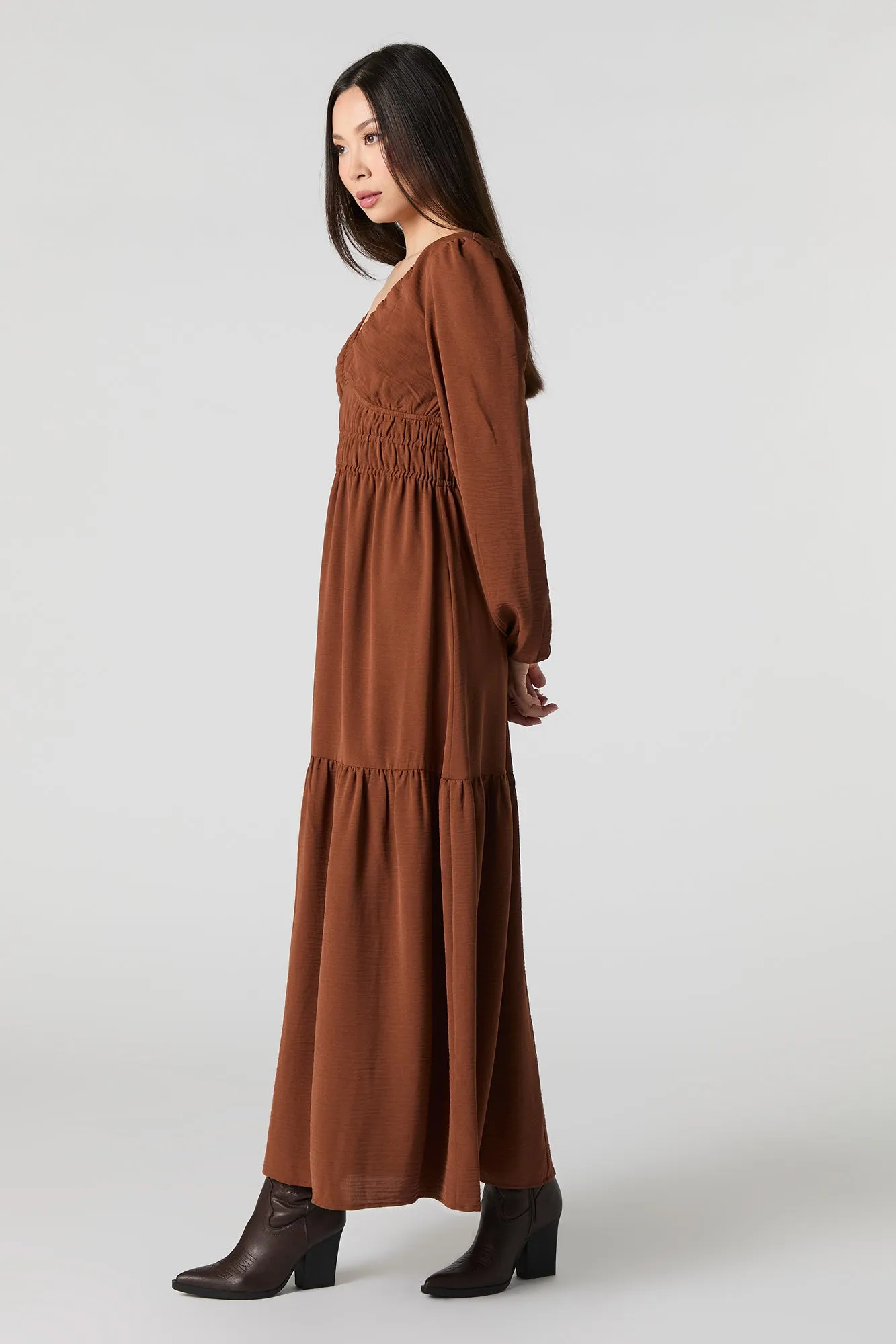 Robe maxi fluide à manche longue et col en V sold by Urban Planet product image thumbnail 5
