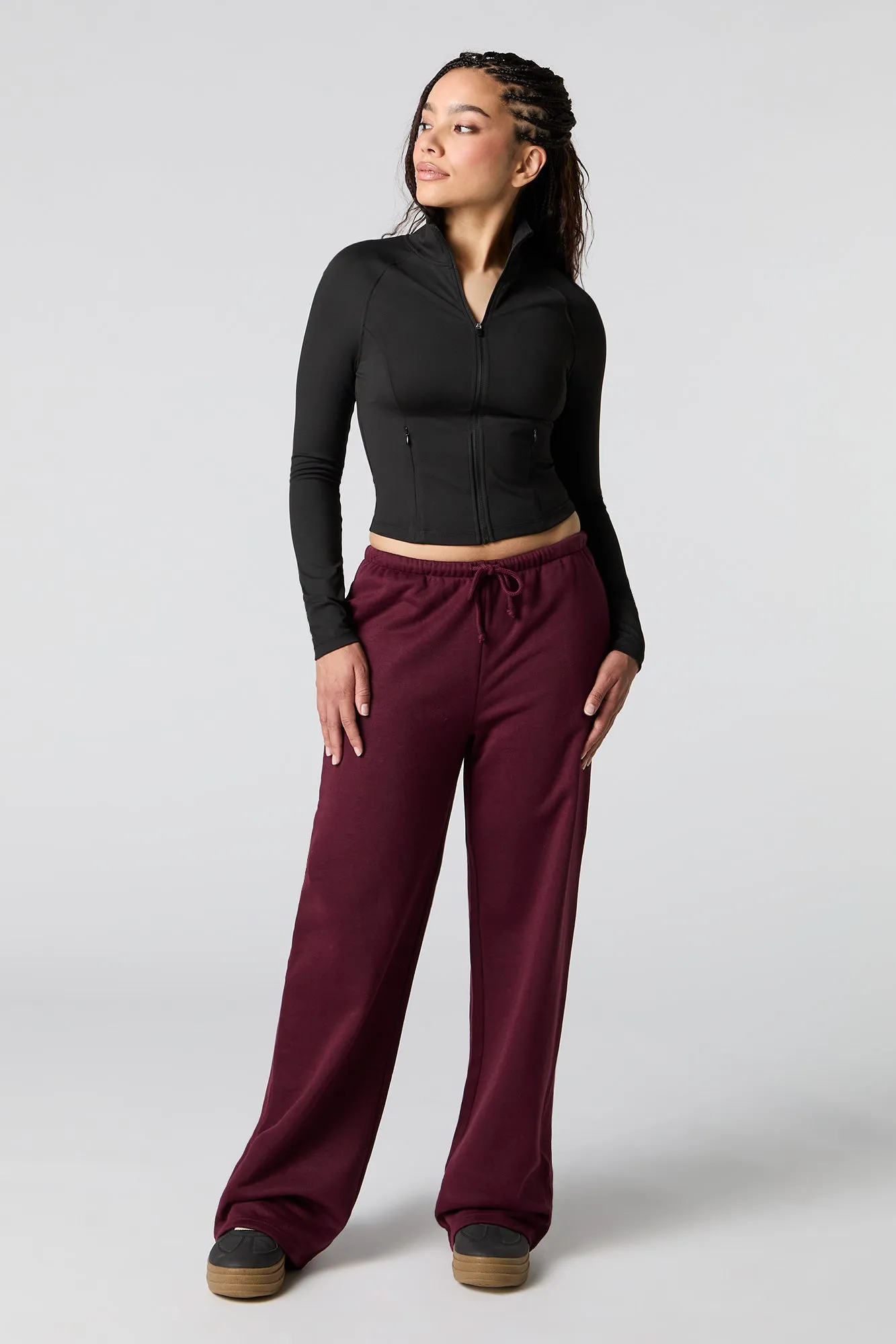 Pantalon d'entraînement à jambe large en molleton sold by Urban Planet