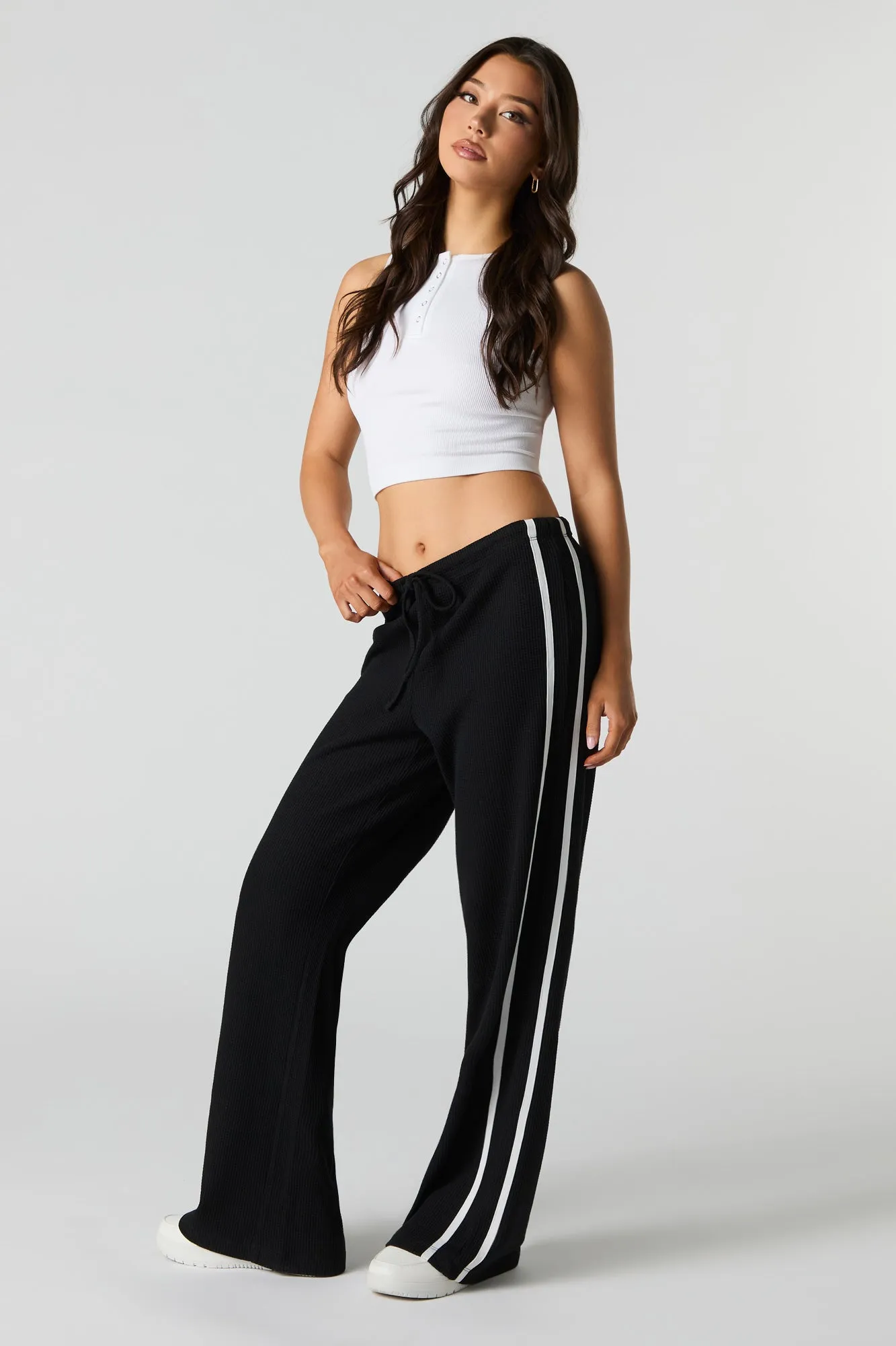 Pantalon en tricot gaufré rayé sold by Urban Planet product image thumbnail 2