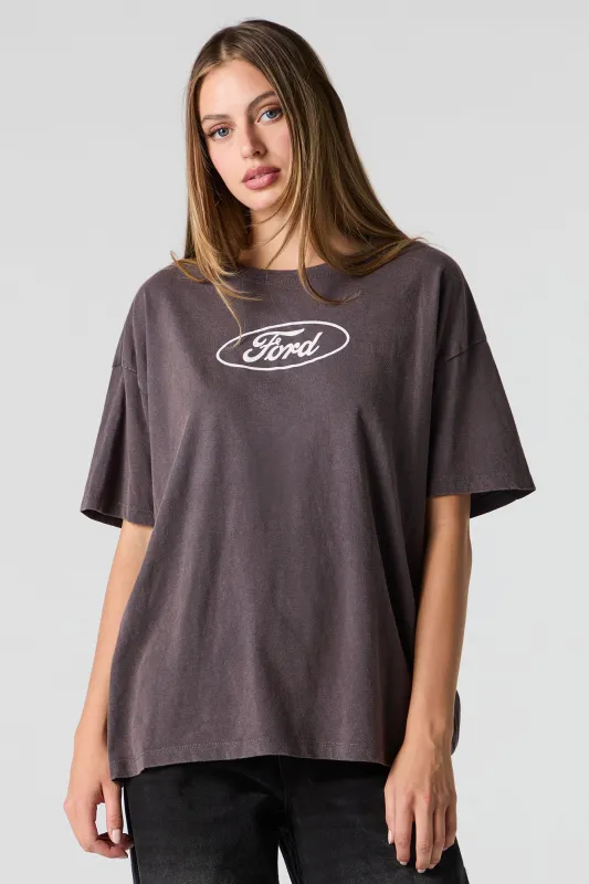 T-shirt de coupe garçonne délavé à imprimé Ford sold by Urban Planet