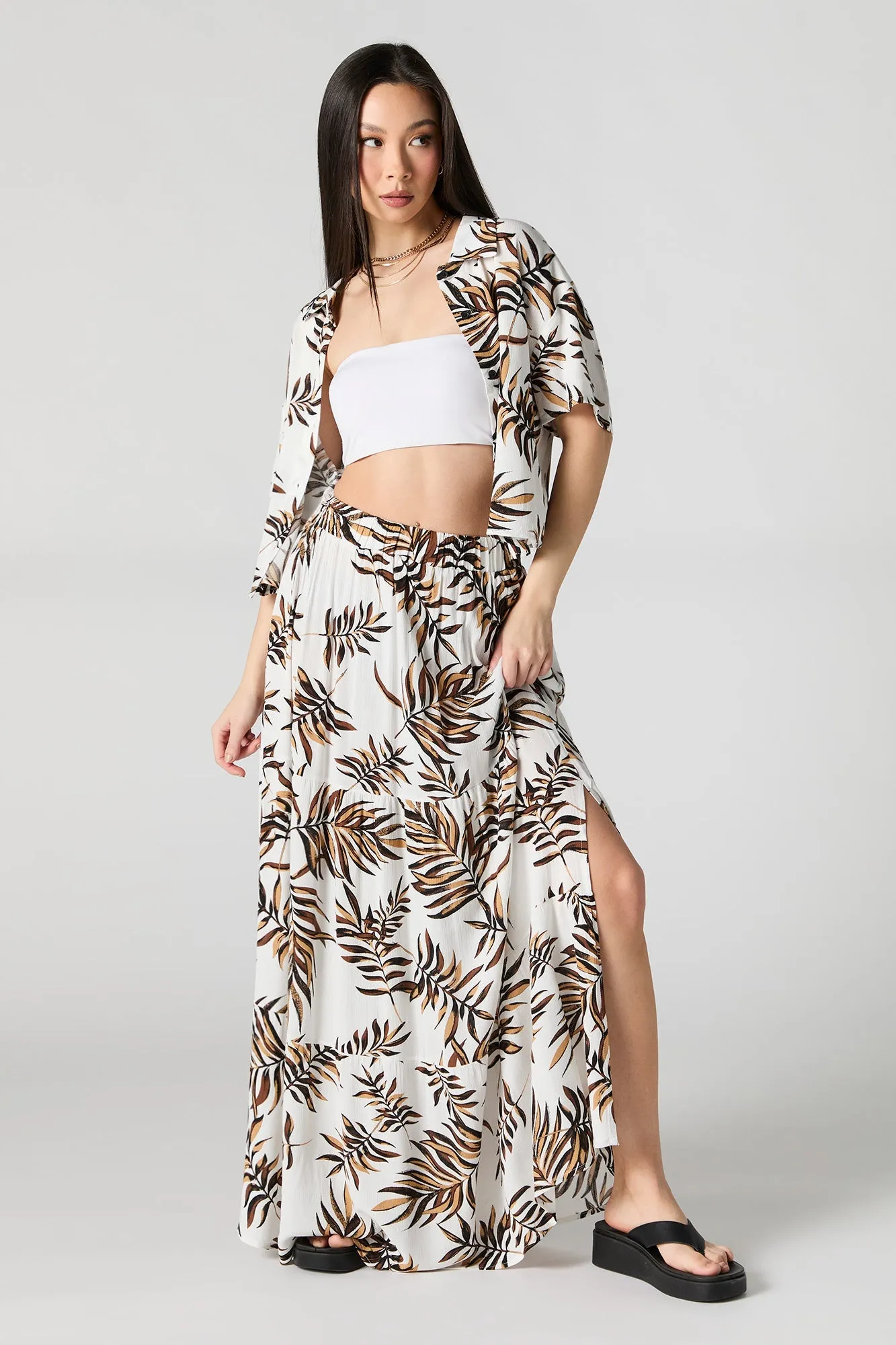 Jupe maxi volantée avec fente sold by Urban Planet product image thumbnail 4