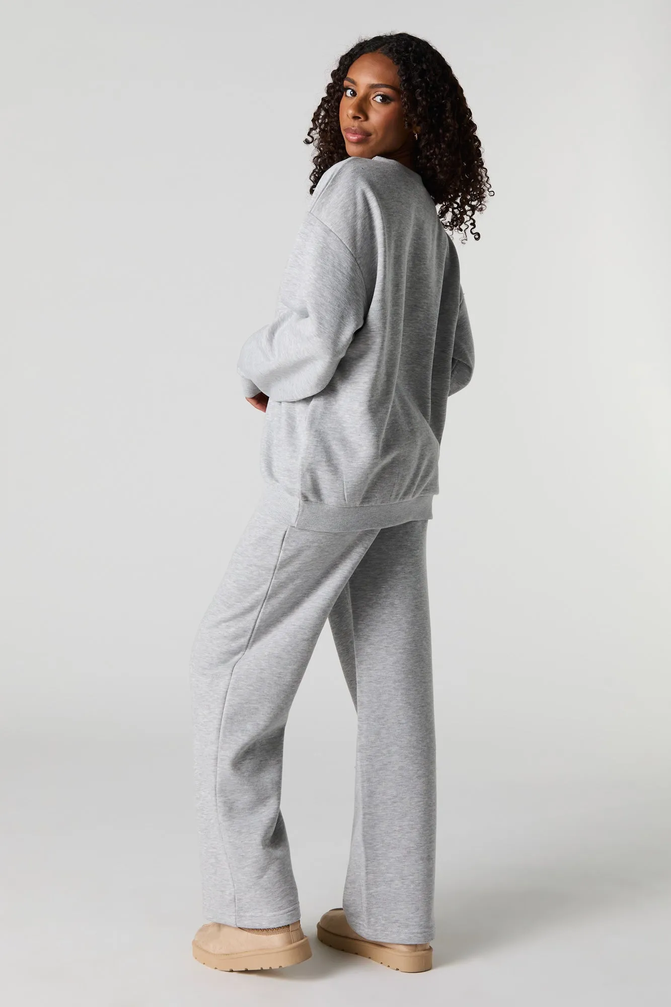 Pantalon d'entraînement à jambe large en molleton sold by Urban Planet product image thumbnail 3