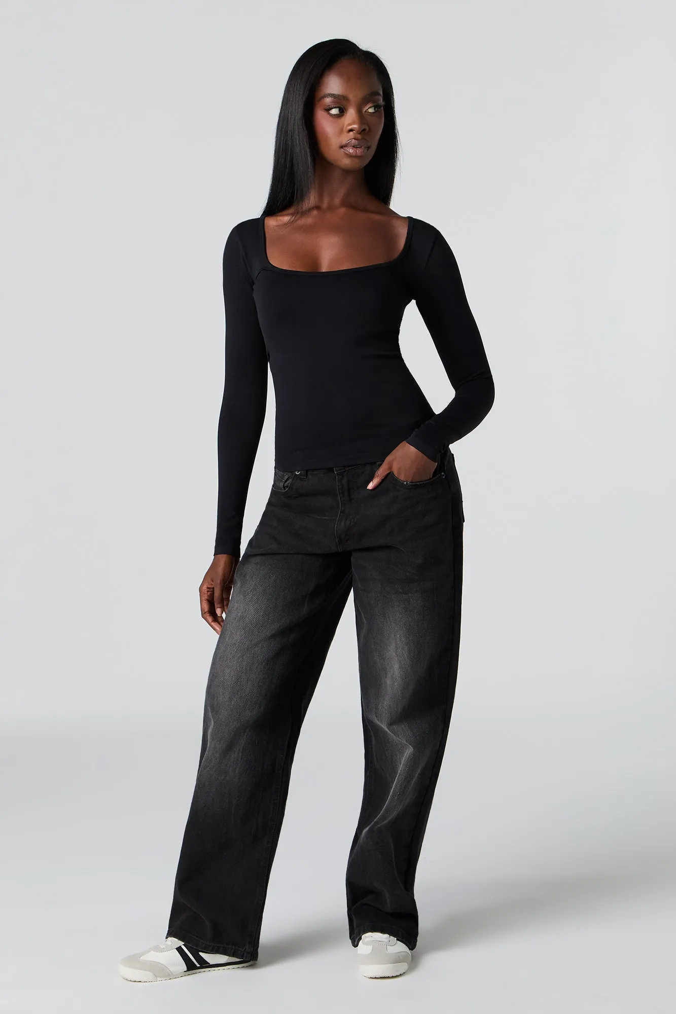 Haut sans couture à manches longues avec encolure carrée sold by Urban Planet product image thumbnail 4