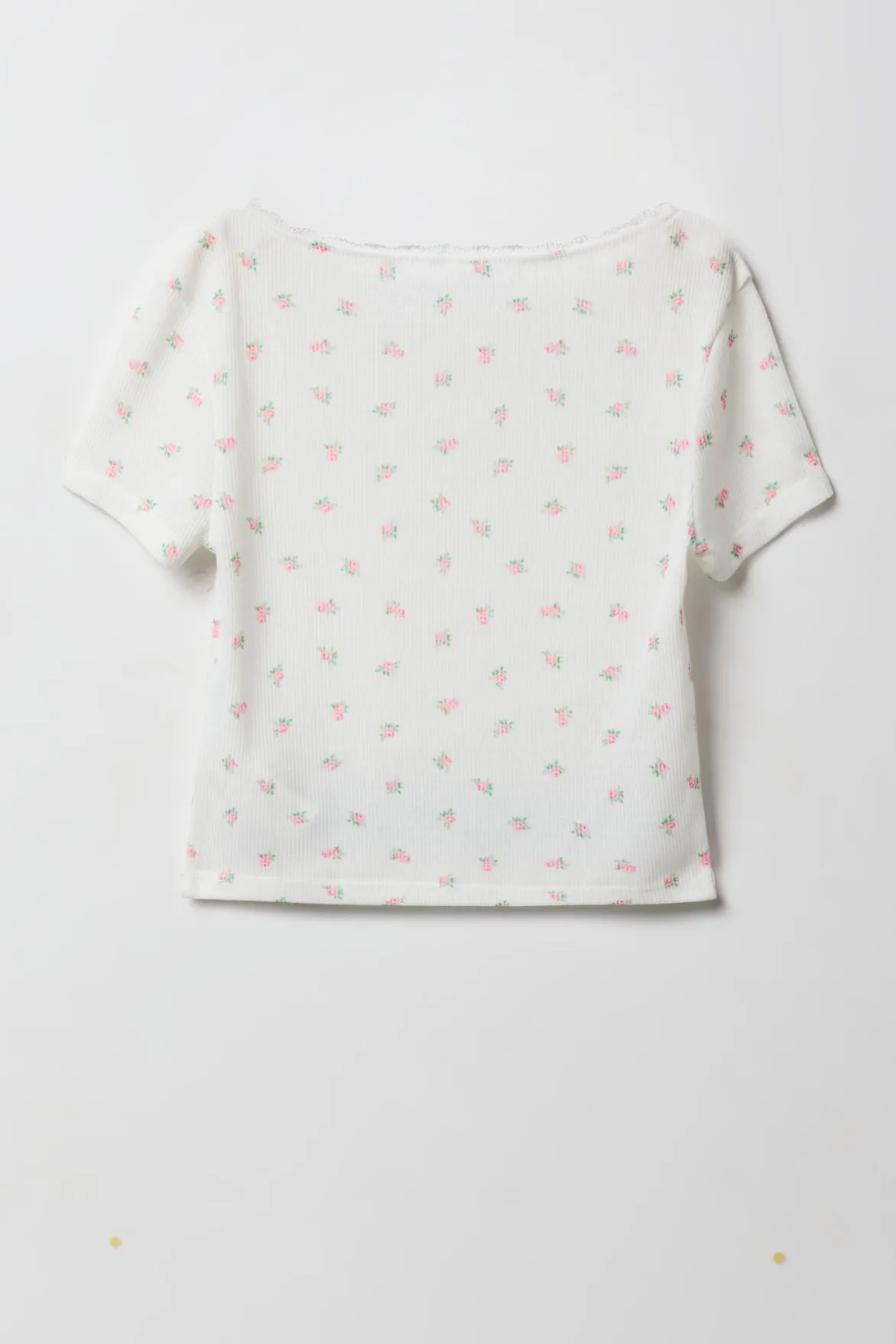 Ensemble pyjama avec haut à pois à liséré de dentelle et short sold by Urban Planet product image thumbnail 3