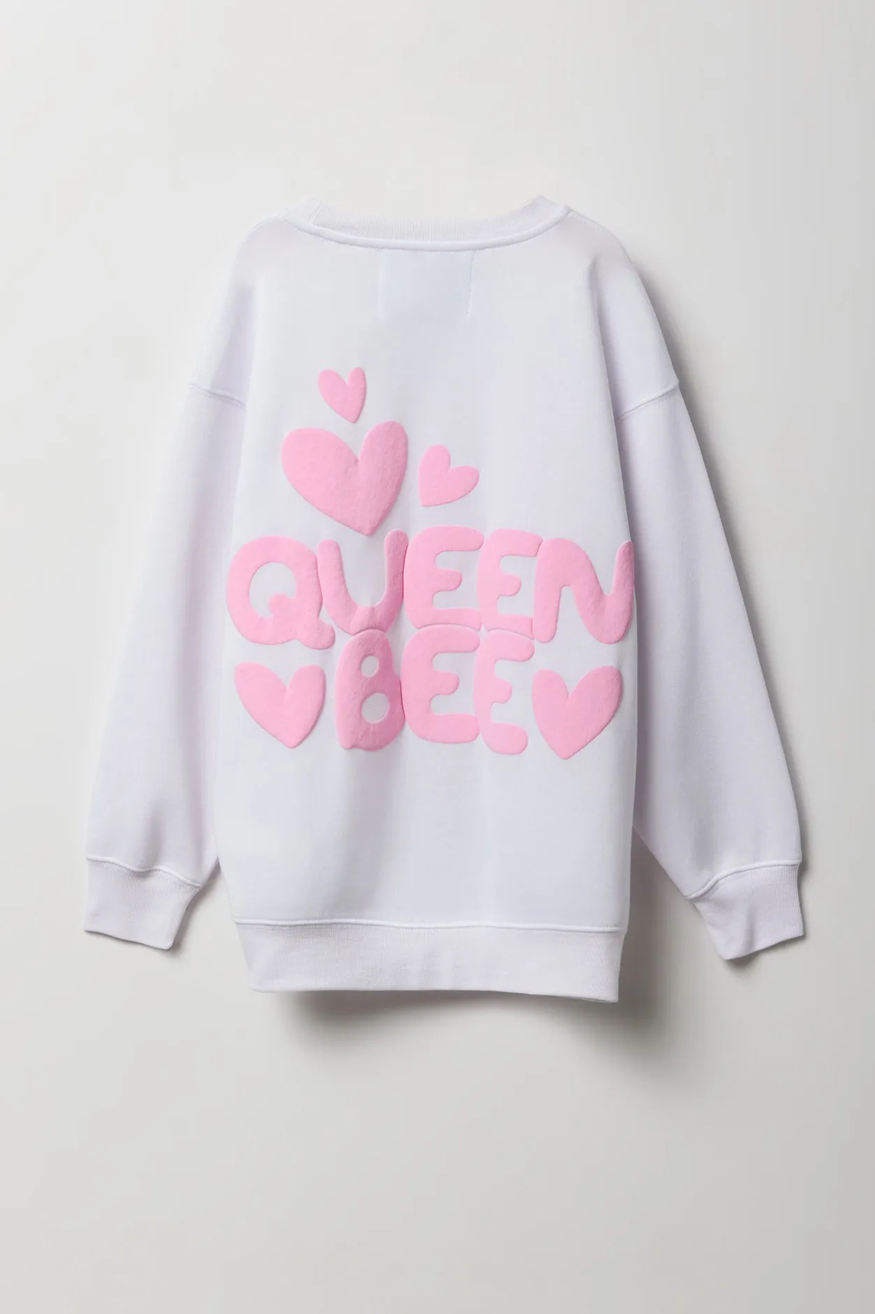 Chandail en molleton surdimensionné à imprimé en relief Queen pour filles sold by Urban Planet product image thumbnail 2